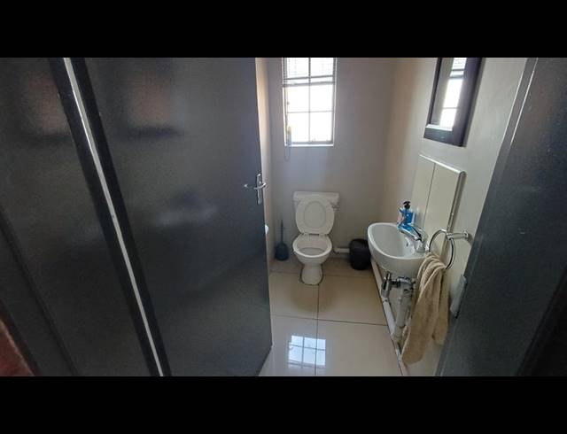 INDUSTRIAL PROPERTY TO RENT IN HENNOPSPARK